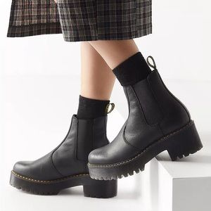 Dr. Martens Rometty Wyoming Leather Platform Chelsea Boot